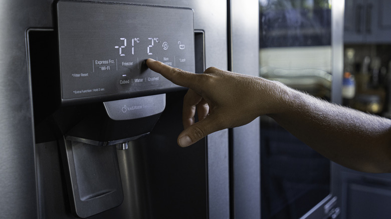 Why your fridge refuses to pour water without an expensive filter