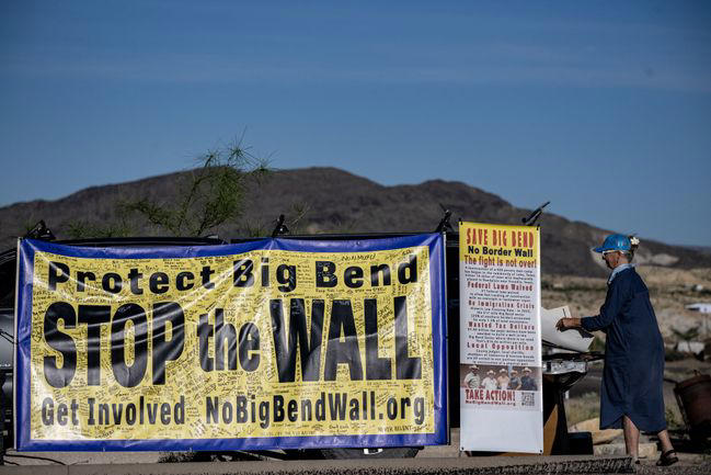 Judge halts border wall construction in Texas