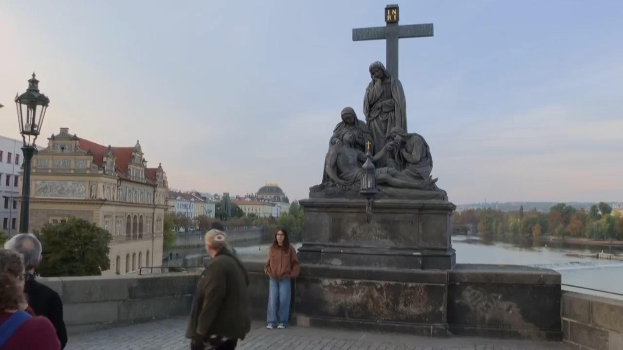 Depeche Mode fans flock to Prague’s Charles Bridge to recreate 1988 ...