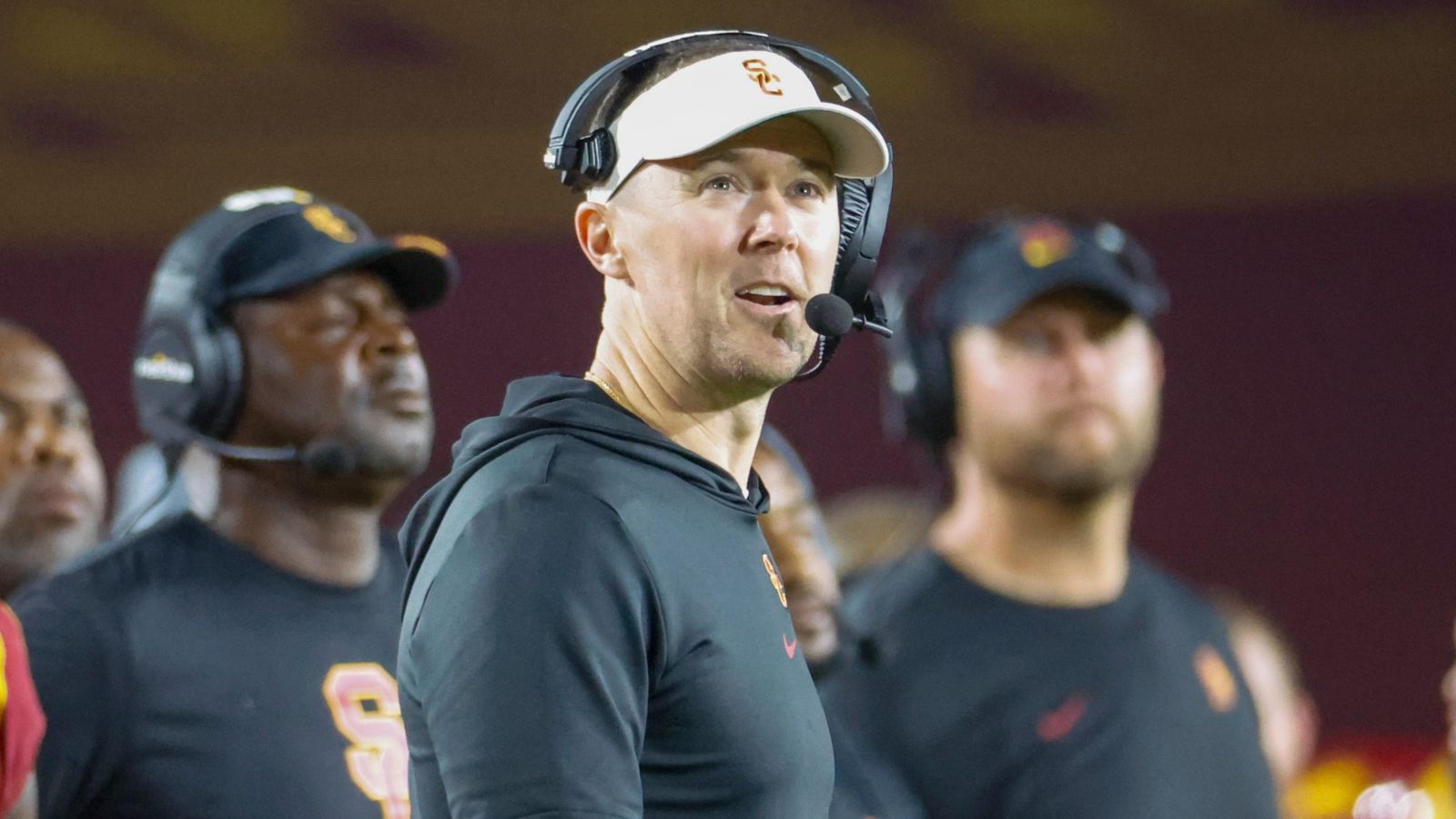 The Oregon game could raise new questions about Lincoln Riley’s USC future