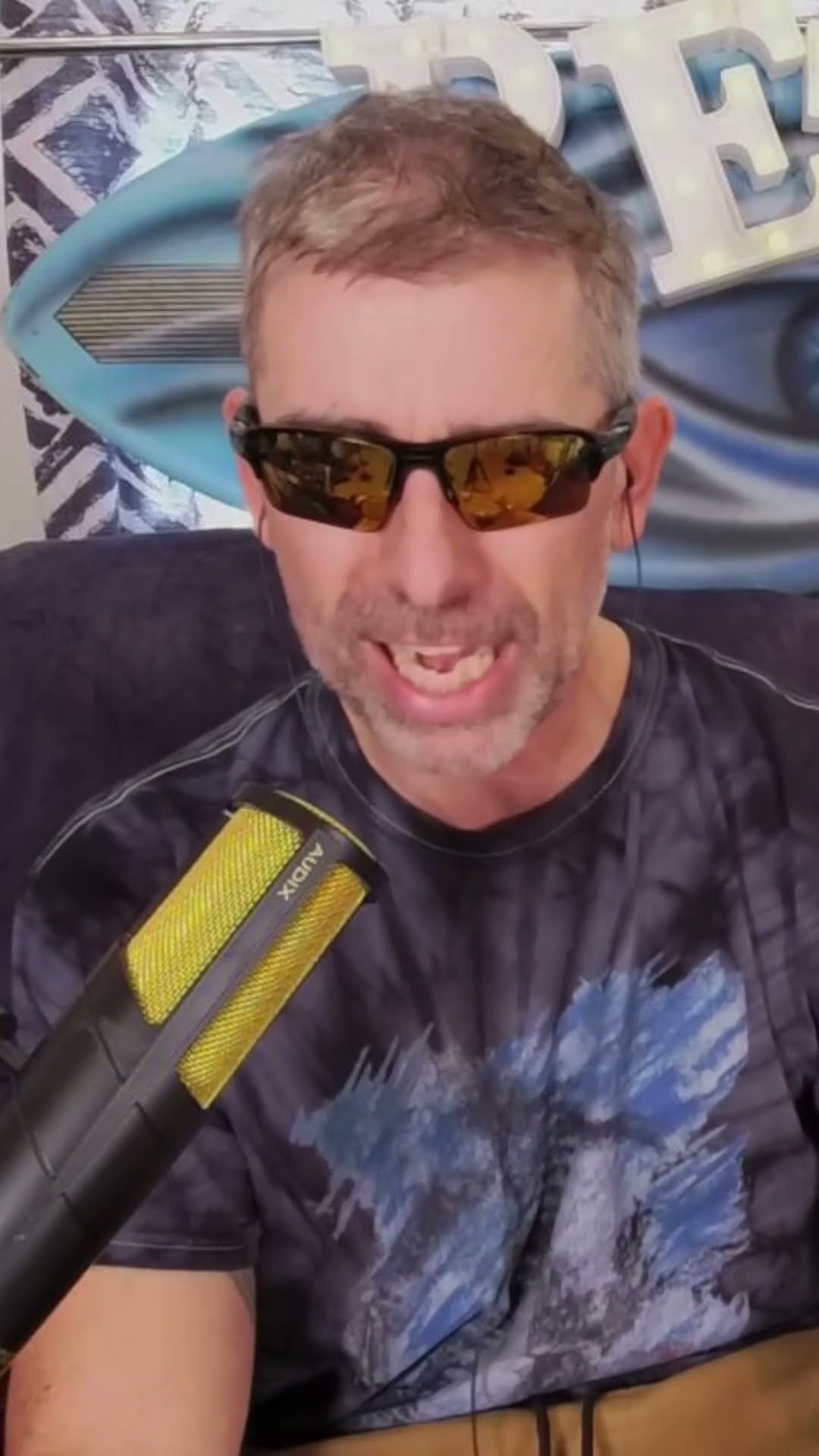 Spittin’ rhymes at warp speed to prove a point