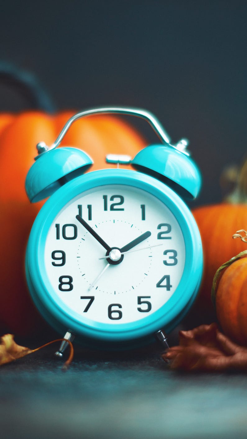 When will it feel like fall weather in Philadelphia?