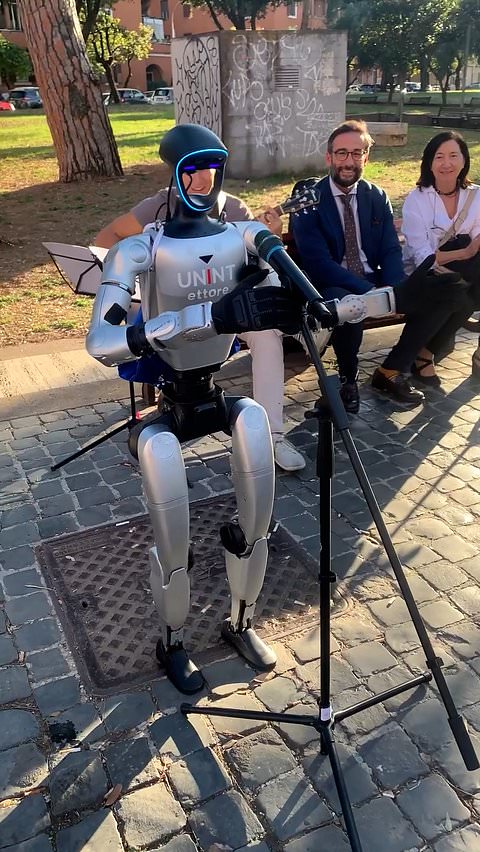 Humanoid robot performs for locals in Rome