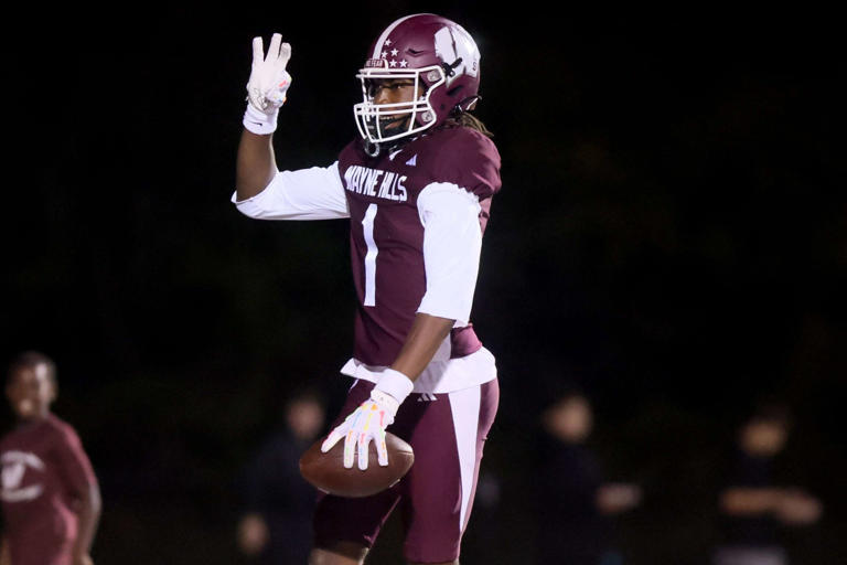 NJ football photos: Lakeland at Wayne Hills, Oct. 2, 2026