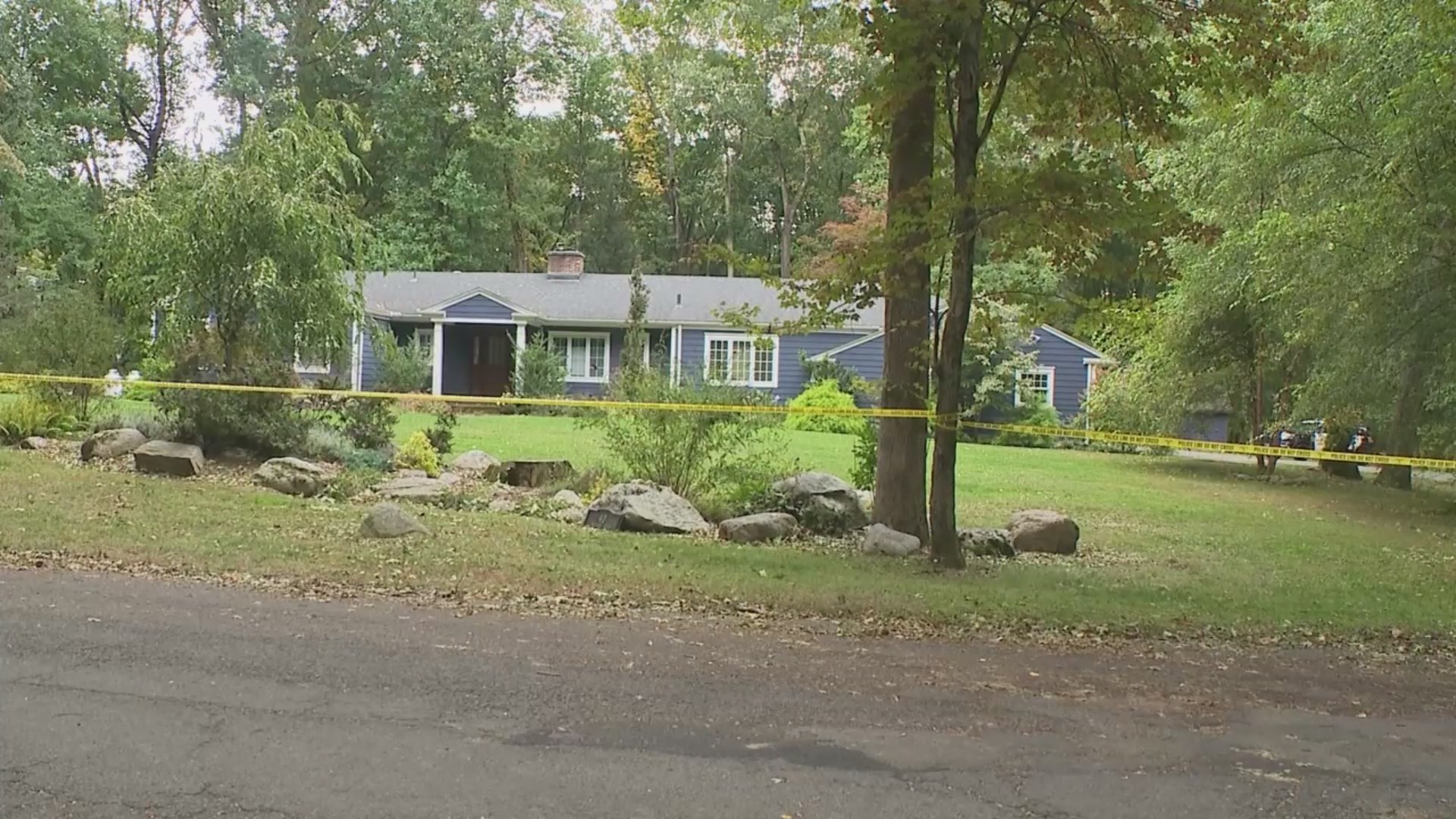 Husband, wife found dead inside Woodbridge home during welfare check