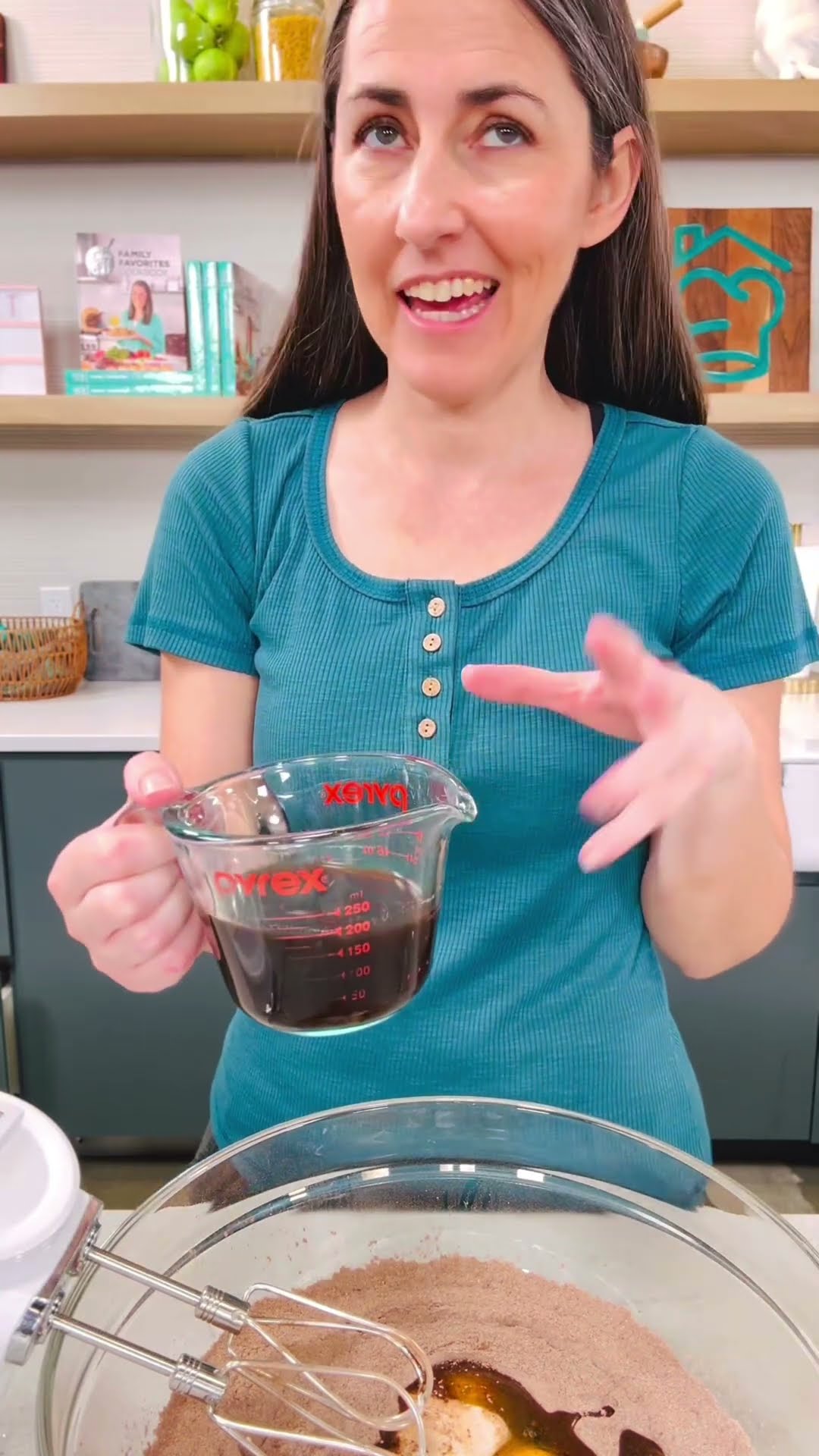 Best chocolate cupcakes ever! #recipe #cupcakes #chocolatedessert