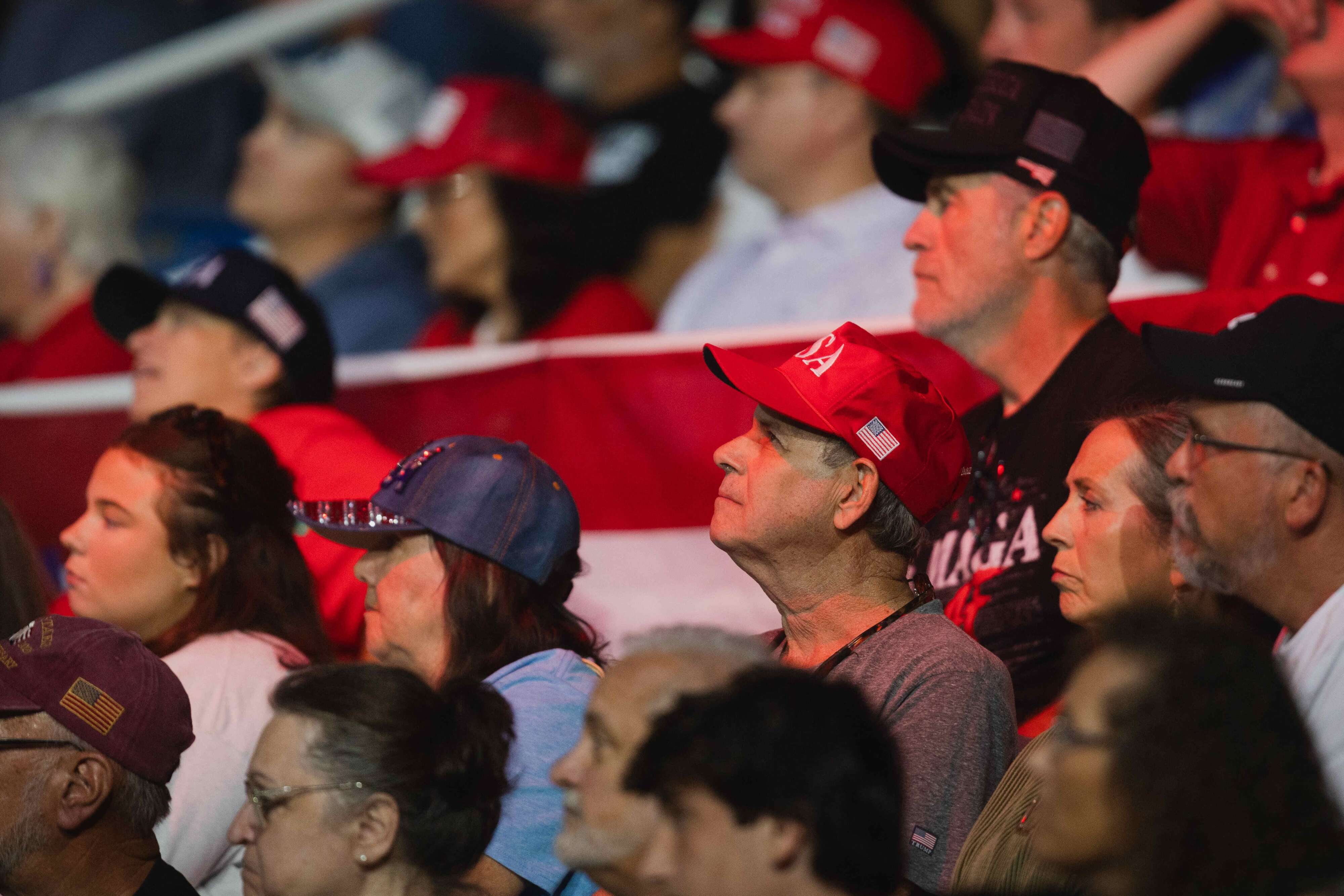 Trump rallies Alabama for Republican in heated race for Congress: 'Vote ...