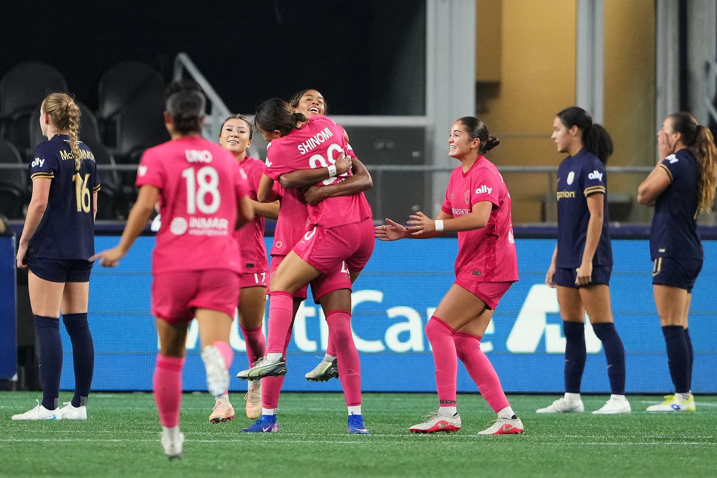 The Courage shut out the Reign 1-0 to climb above playoff line
