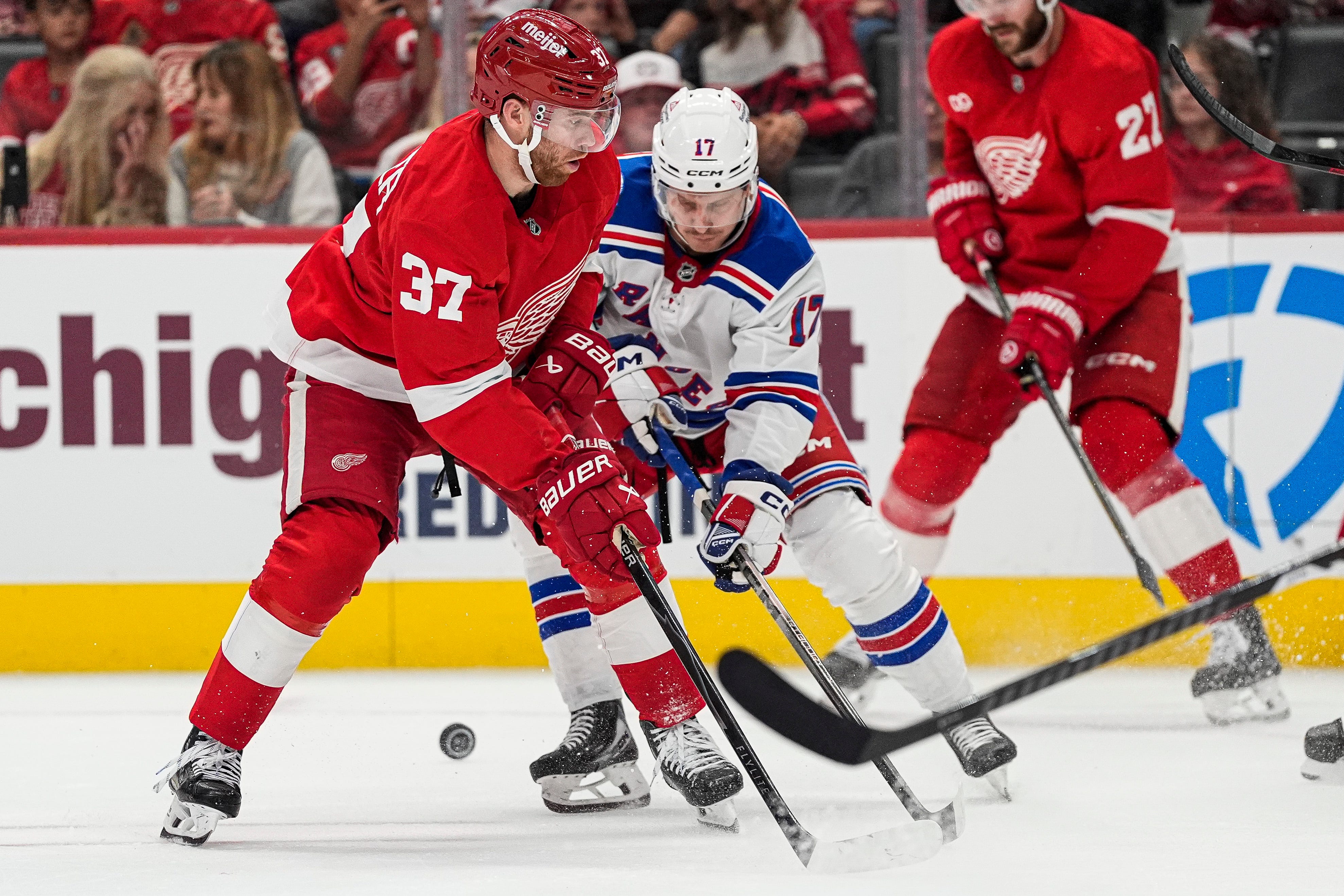 Boos to open and no goals for Red Wings in opening loss to Rangers