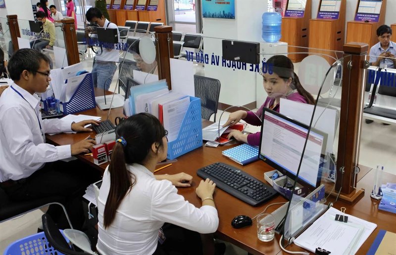 Chính thức: Cán bộ, công chức cấp xã hưởng phụ cấp bằng 55% mức lương