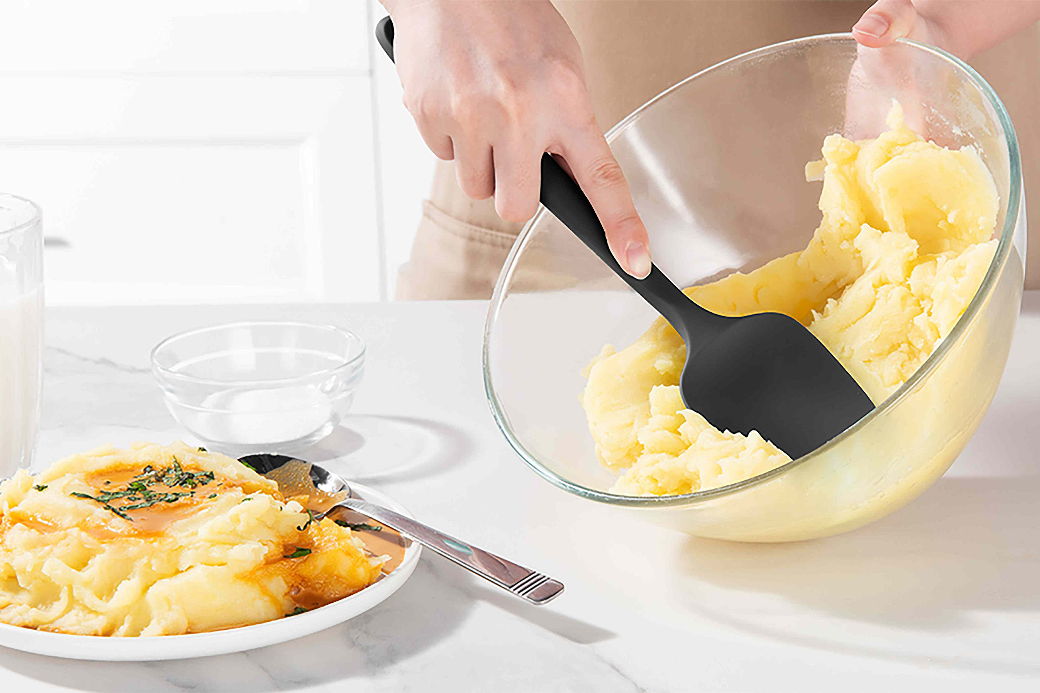 After over 10 years as a pro chef, these non-toxic kitchen tools are ...