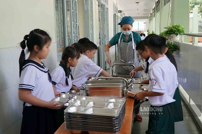 TPHCM siết chuỗi cung ứng, tạo điều kiện để phụ huynh giám sát bữa ăn học đường