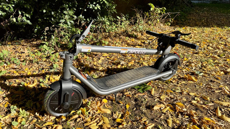 I tested Apollo’s new entry-level electric scooter, the Dash, and it ...