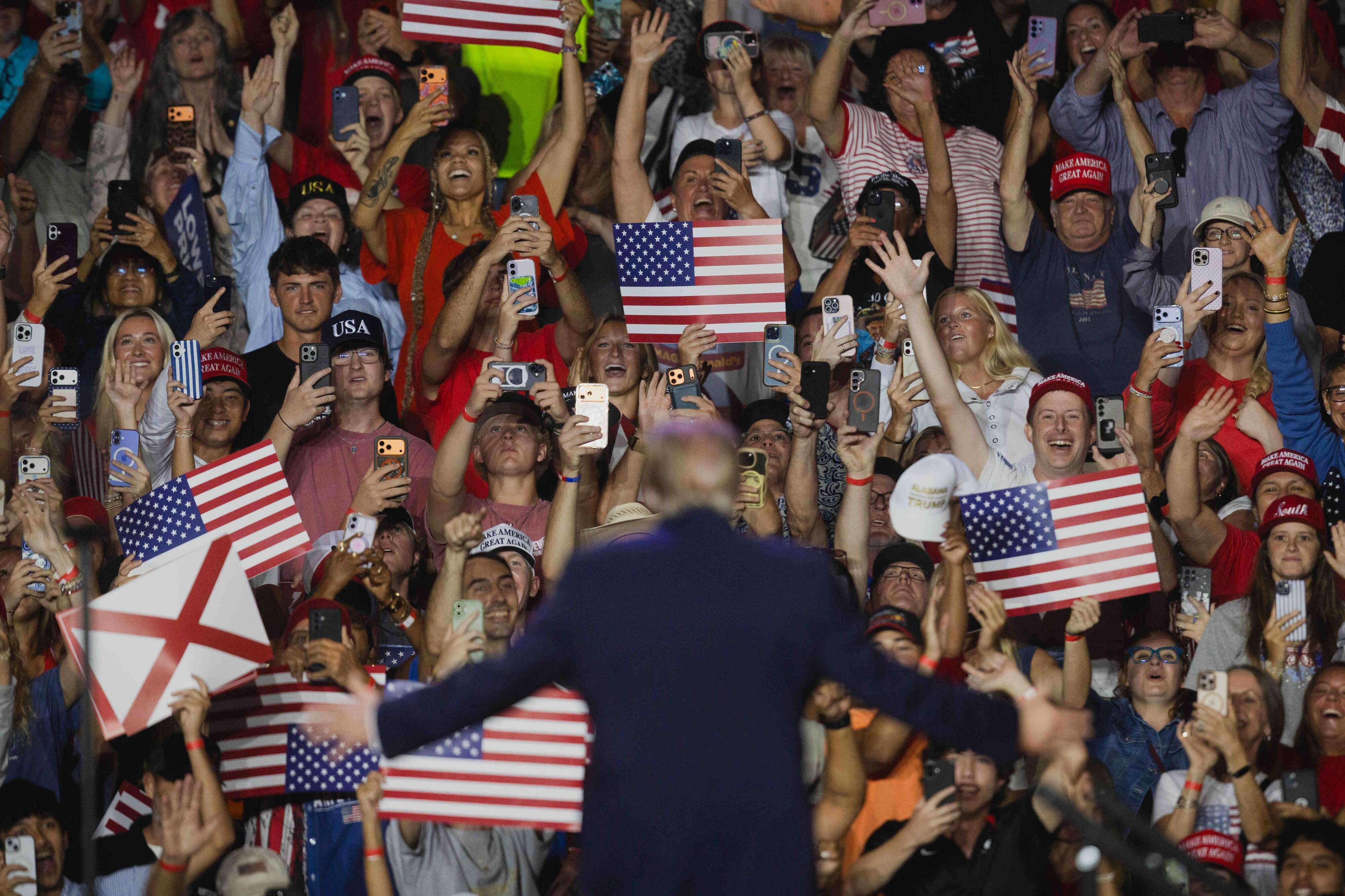 Fact-checking Trump’s Alabama rally: What the president’s Mobile speech ...