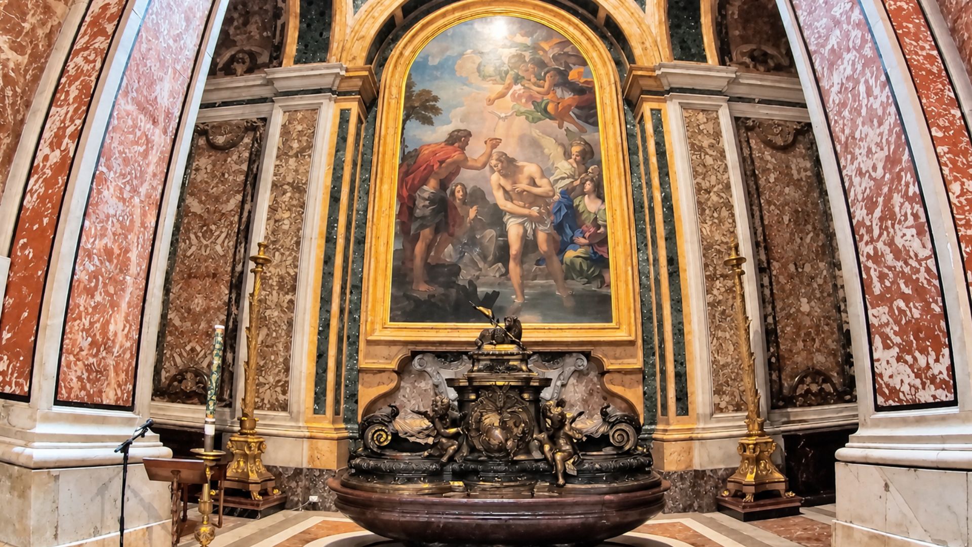 A closer look at the grand interior of Saint Peter’s Basilica (4K)