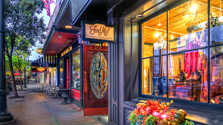 The 10 best charming and historic main streets in Ohio