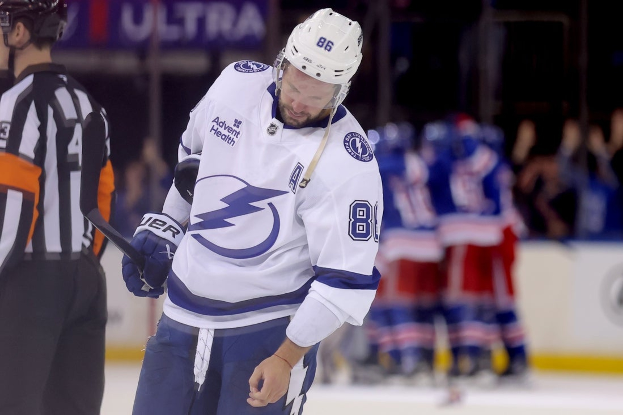 Lightning chase pushback in home opener against Capitals