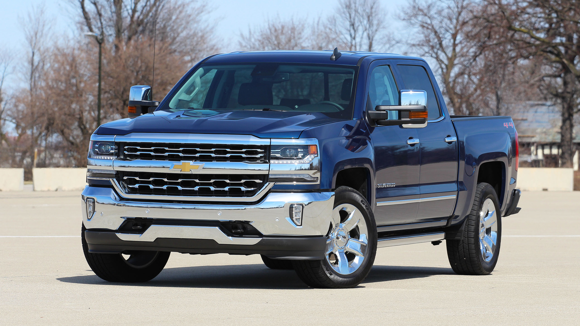 GM recalls 1,559 Silverado and Sierra trucks for roof-rail airbag ...