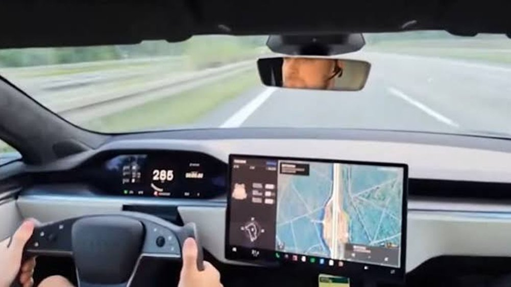 Tesla is speeding at 286 km/h then a crash occurs