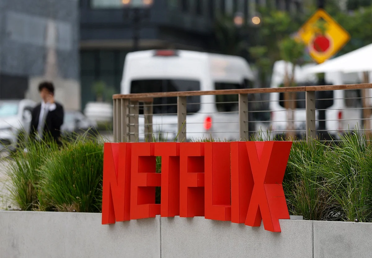 Disney licenses movies, shows to Netflix including Ice Age, Percy ...