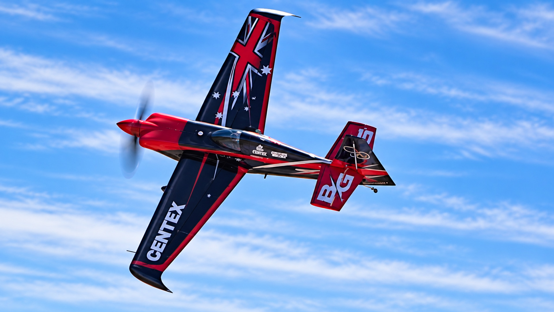 L'air show americano mette in risalto l'acrobazia civile