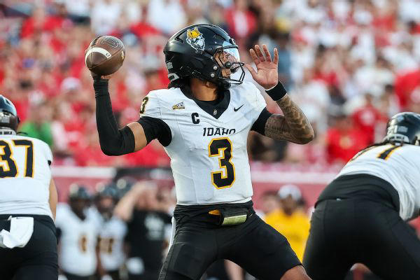 Idaho ends Montana State's 19-game win streak on 2-point conversion