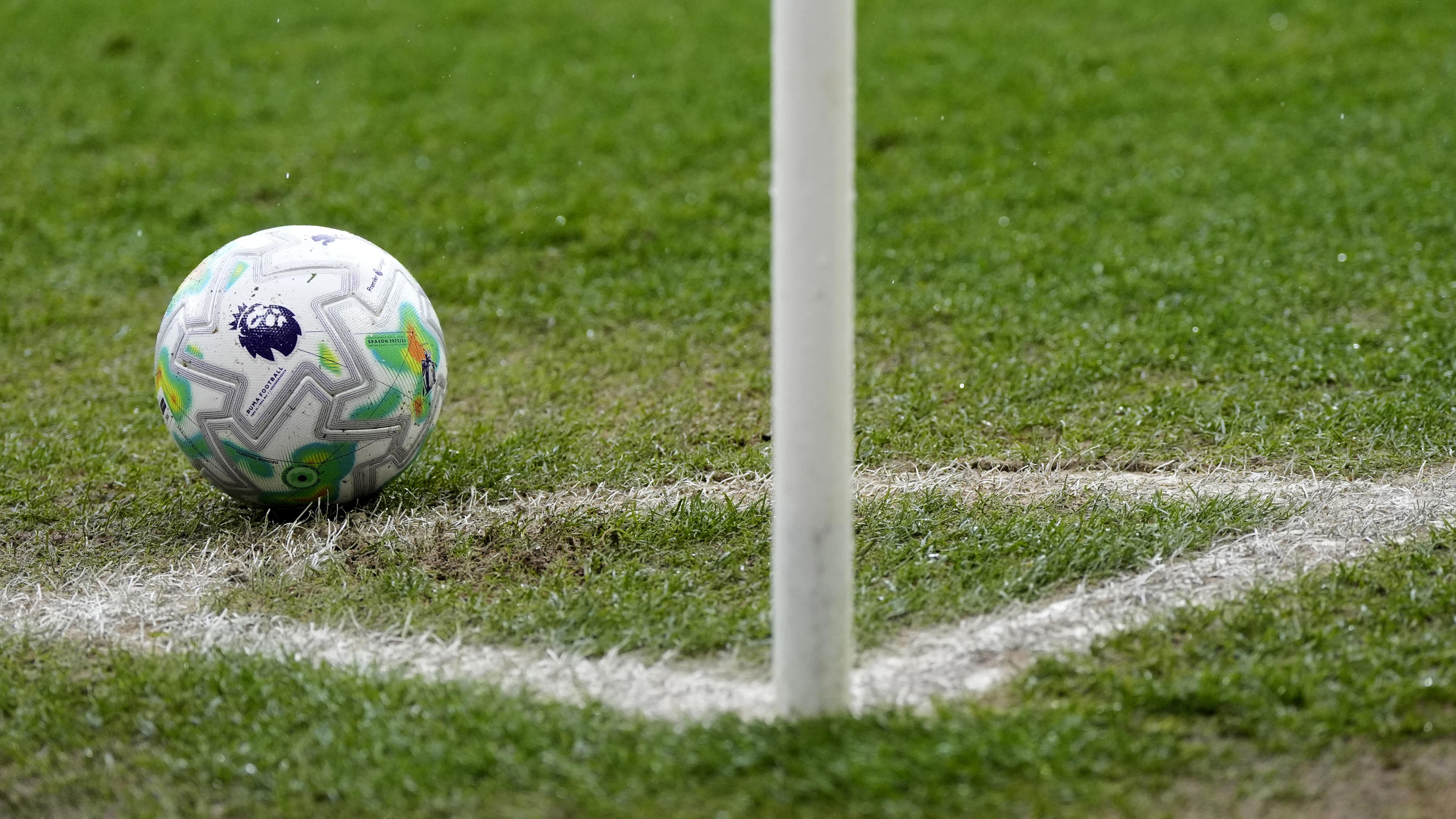 Barrow strike deep into stoppage time to beat 10-man Wealdstone