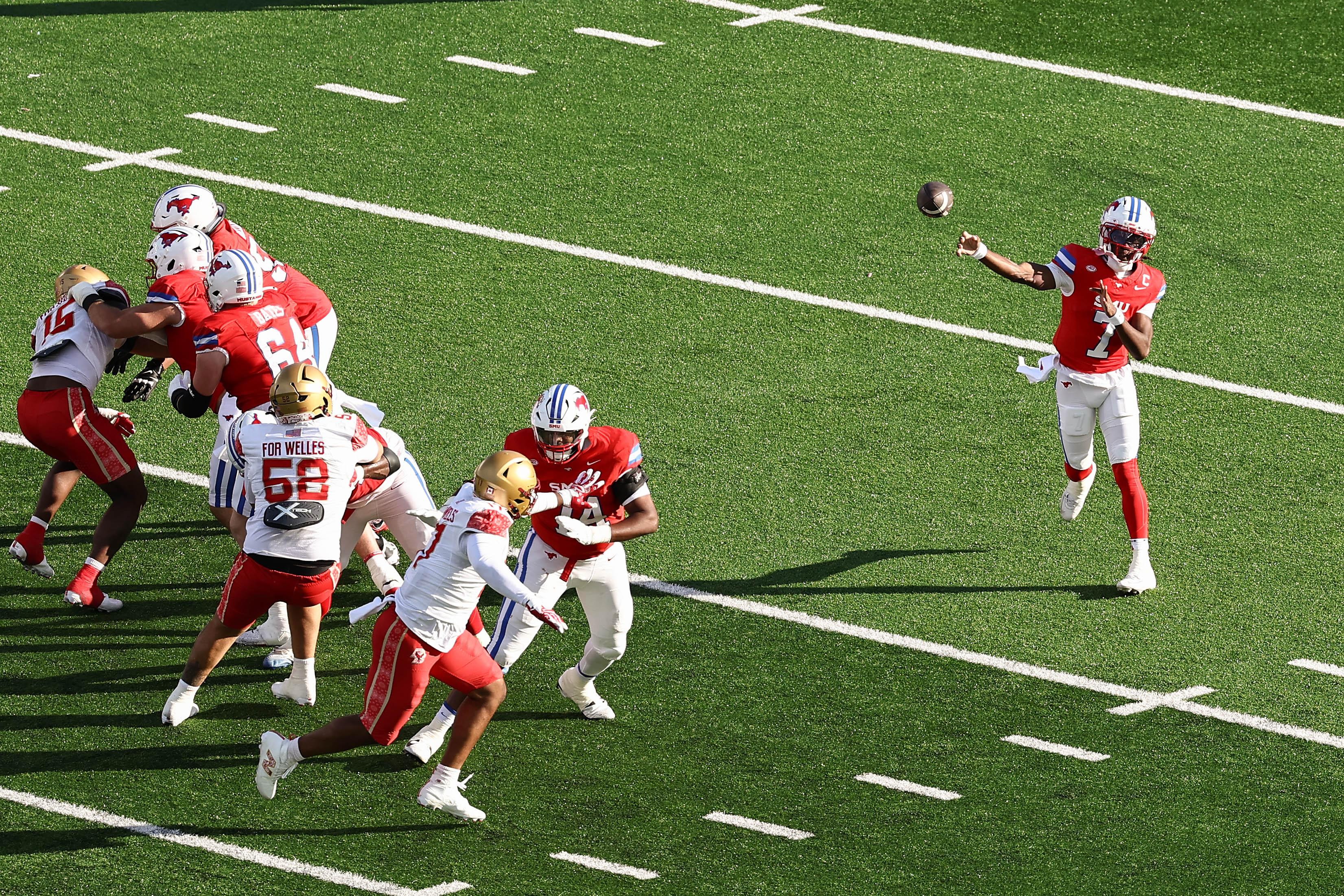 Final: SMU beats Boston College 25-16