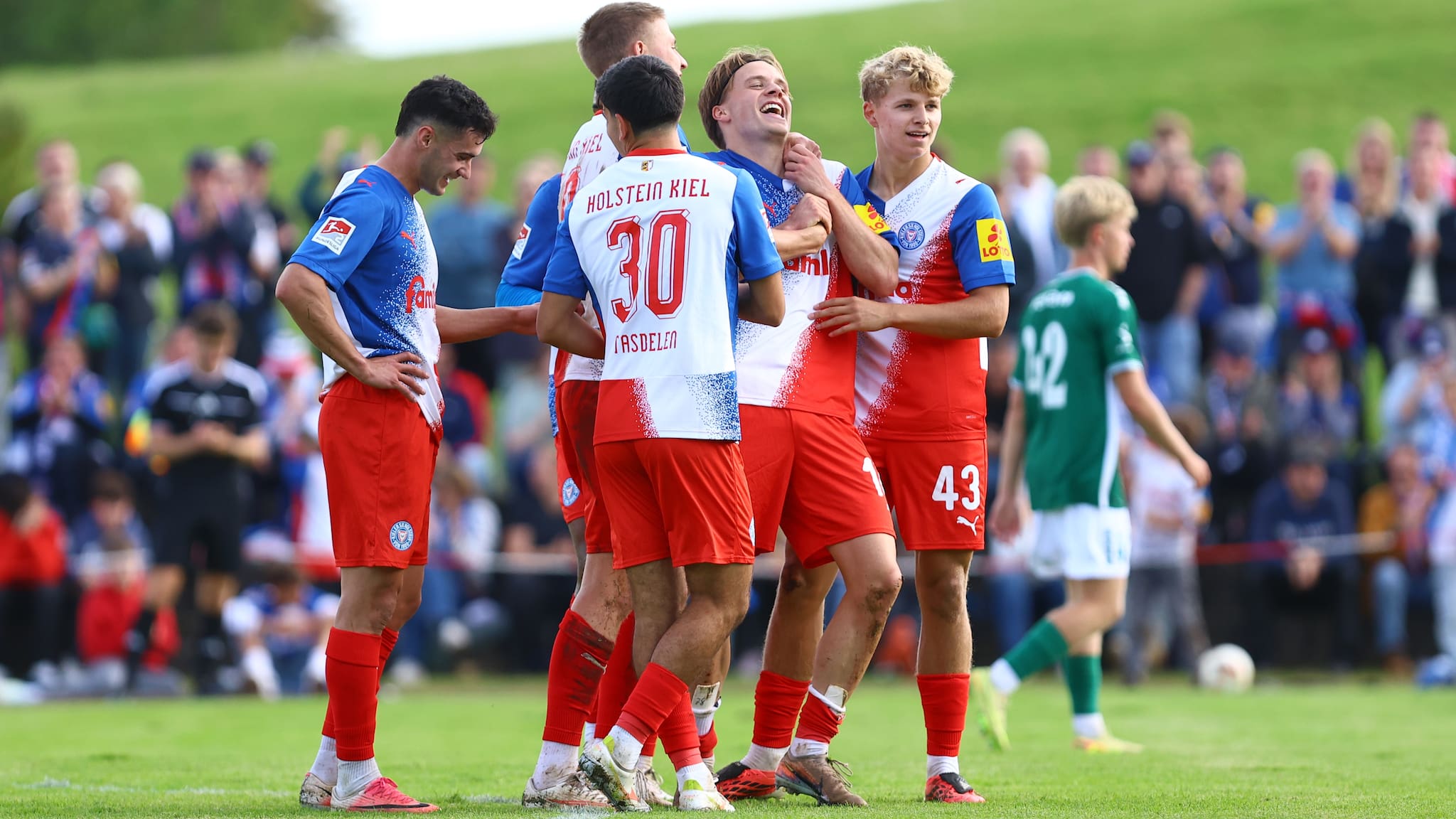 3:1 gegen Viborg: Holstein Kiel gewinnt Testspiel dank Treffern von ...