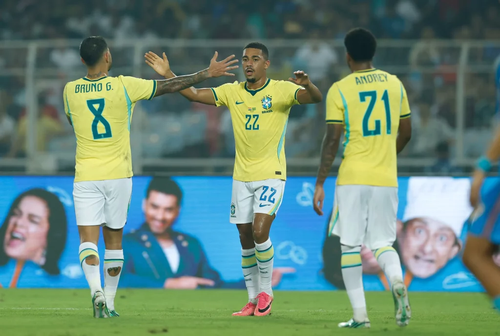 Samuel Lino faz dois, e Brasil goleia a Índia em último amistoso da ...