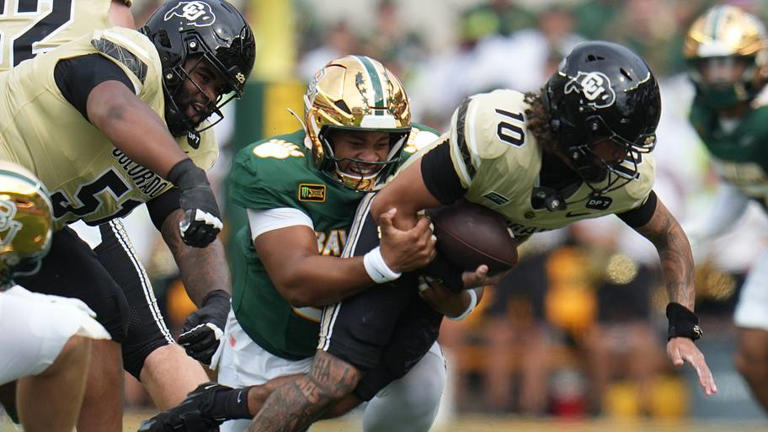 Colorado drops new twist into quarterback approach vs. Texas Tech