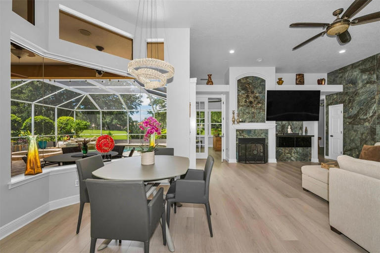 Real estate spotlight: Deluxe Florida golf resort living under seven ...