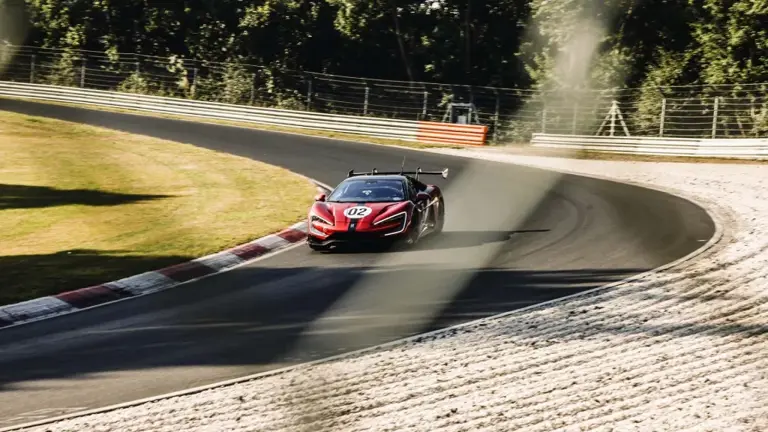 Video shows moment BYD Yangwang U9 Xtreme became the fastest production ...