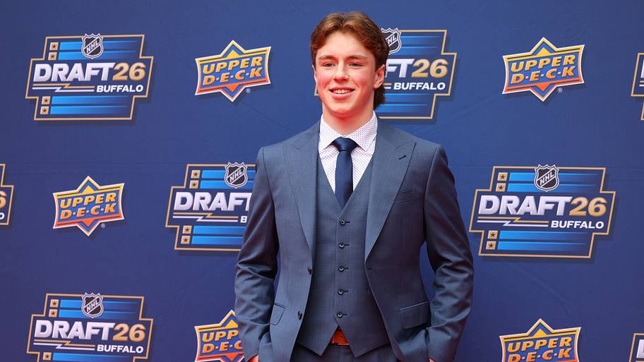 Buffalo Sabres top draft pick Daxon Rudolph makes instant statement in ...