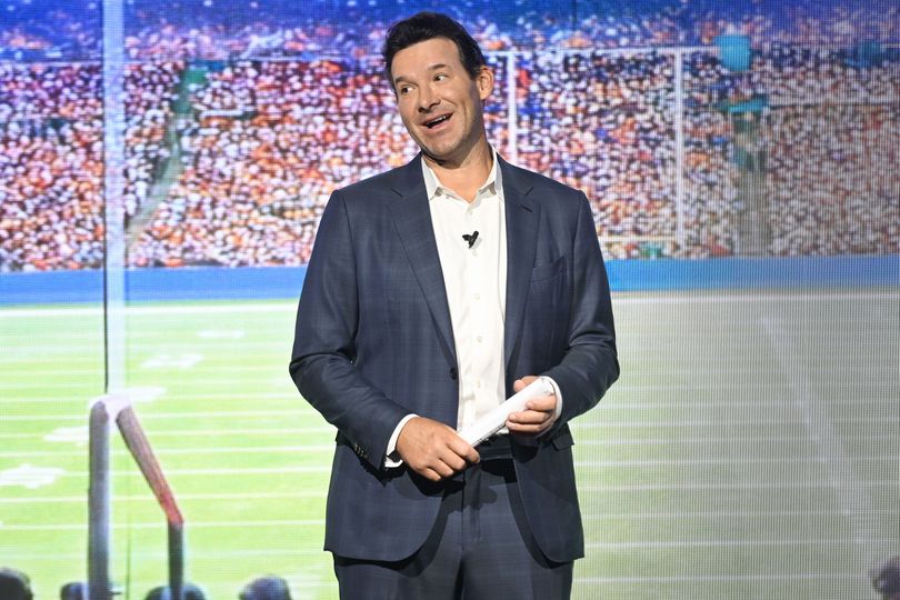 Tony Romo's broadcast return paths after OWI arrest led to CBS breakup