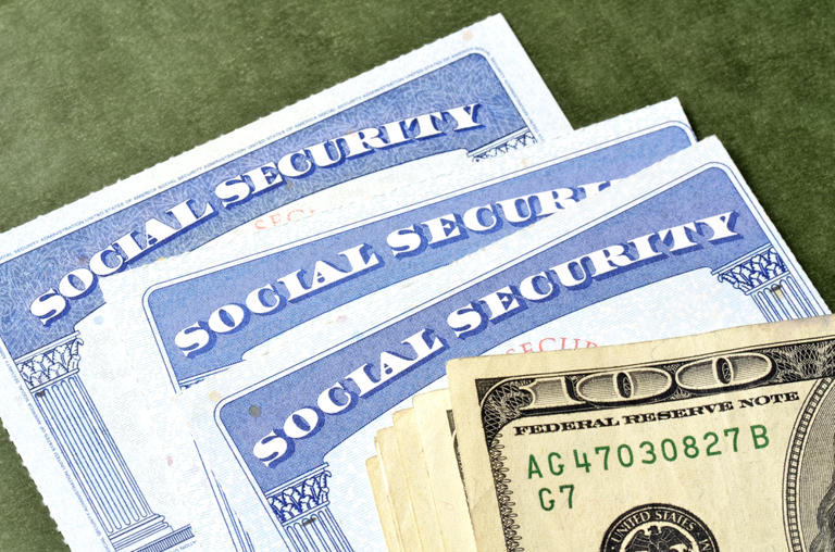 Senior poverty just hit a 5-year high, and new Social Security cuts ...