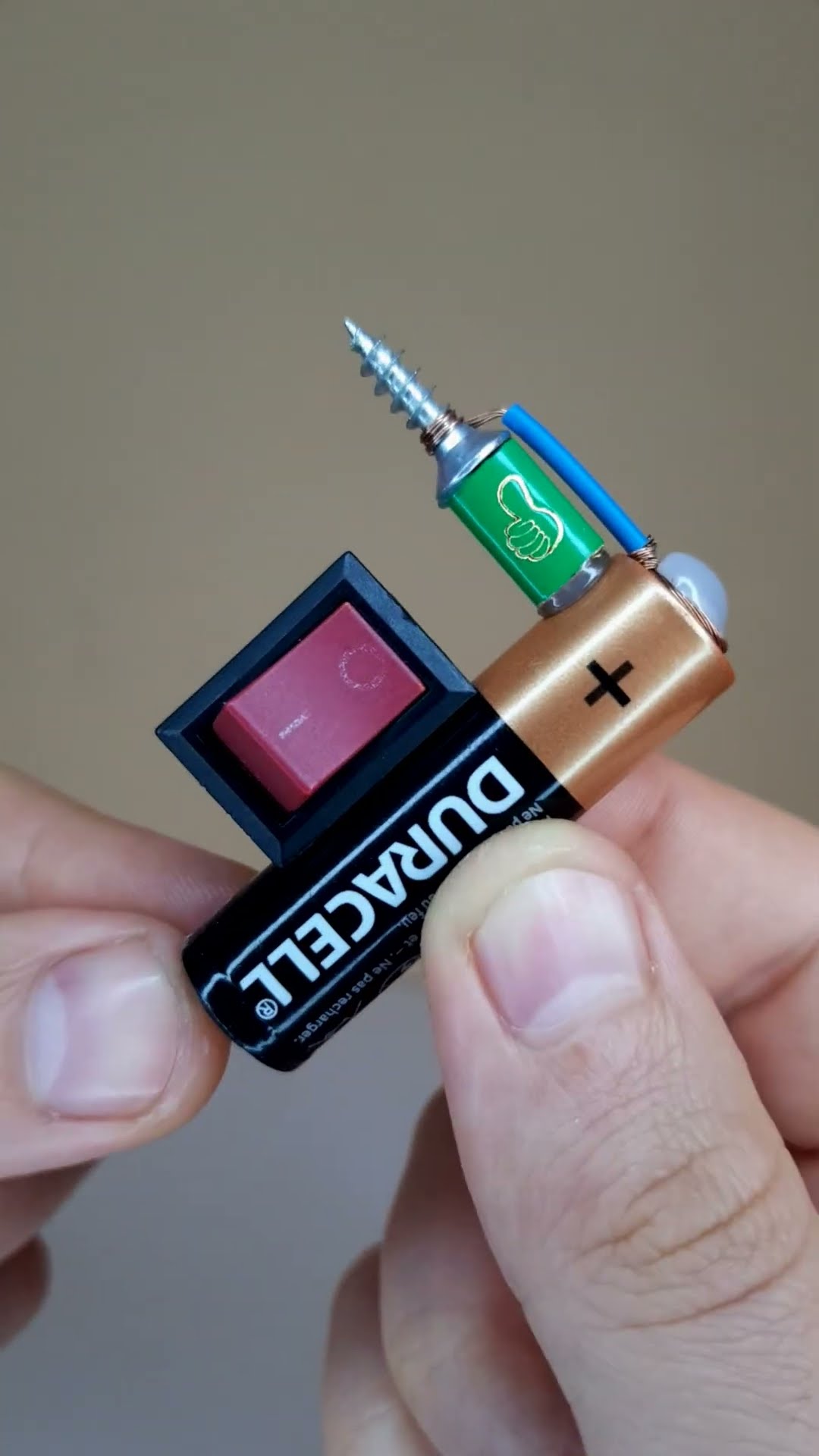 Is it possible? 😱 A welding machine made from a pencil