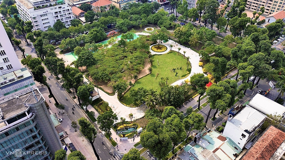 TP HCM cho xe máy chạy hai chiều trên đường Võ Văn Tần