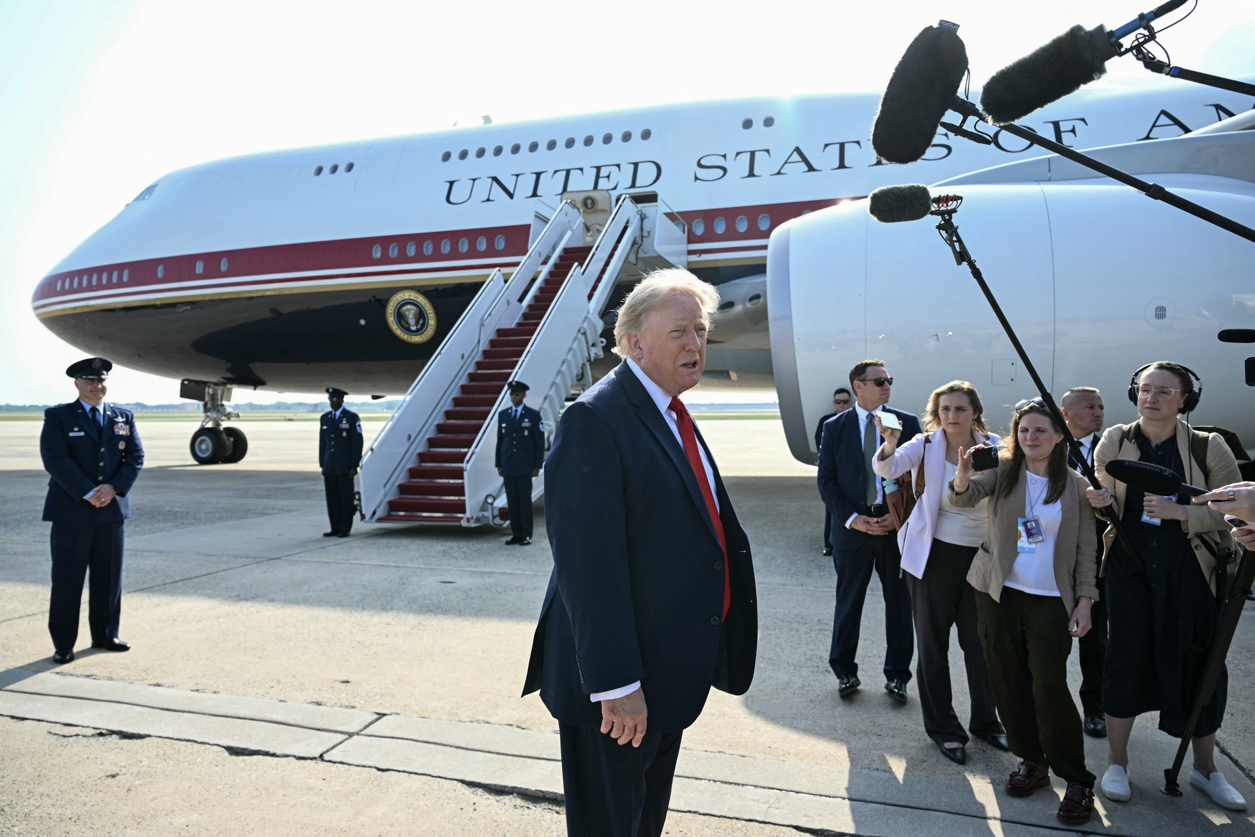 CNN booted from Trump's travel pool again — here's the legal gap the ...