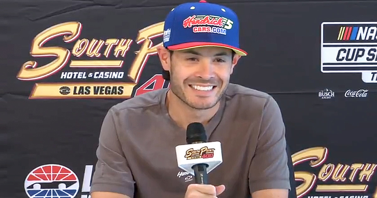 Kyle Larson brings back 'Tiny Kyle' for Kyle Busch tribute car