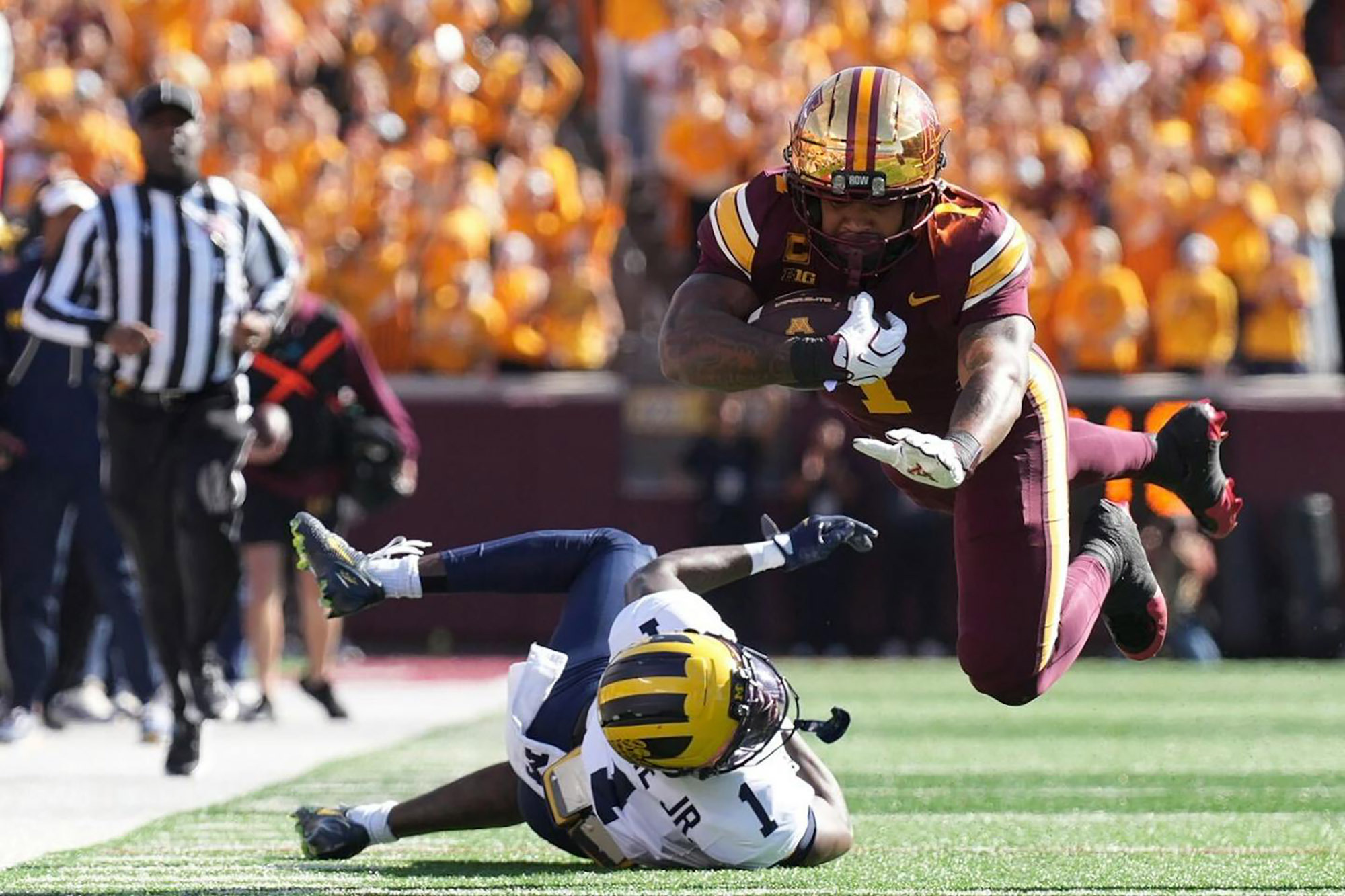 Minnesota beats Michigan at home for first time since 1977, start Big ...