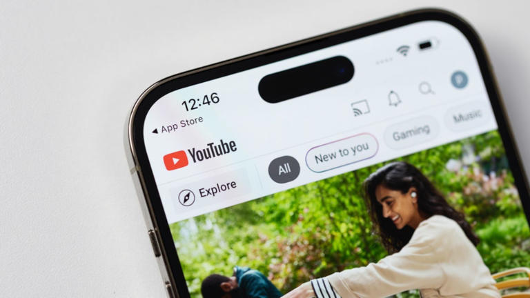 YouTube is having problems coast to coast today