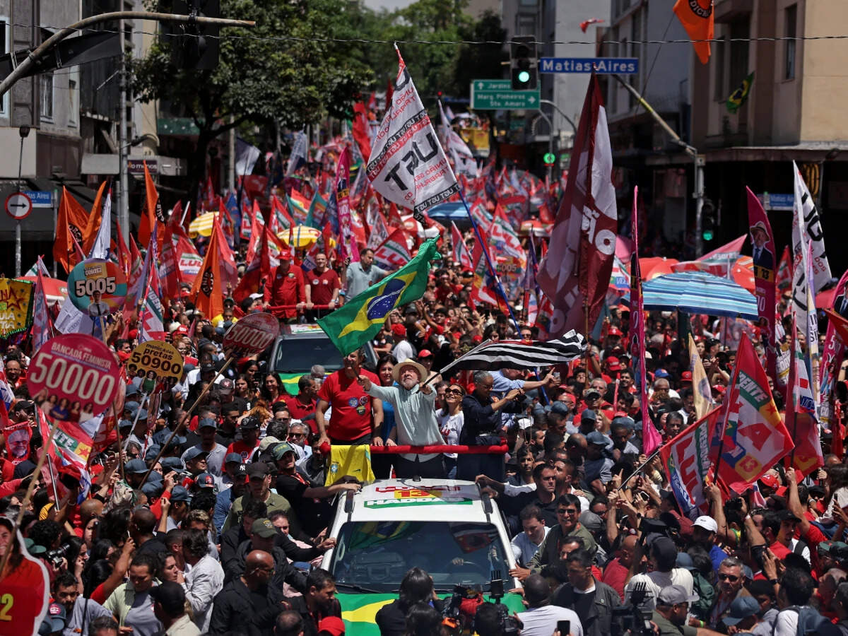 Brazil election: Lula, Flavio Bolsonaro face off in tight race shaped ...
