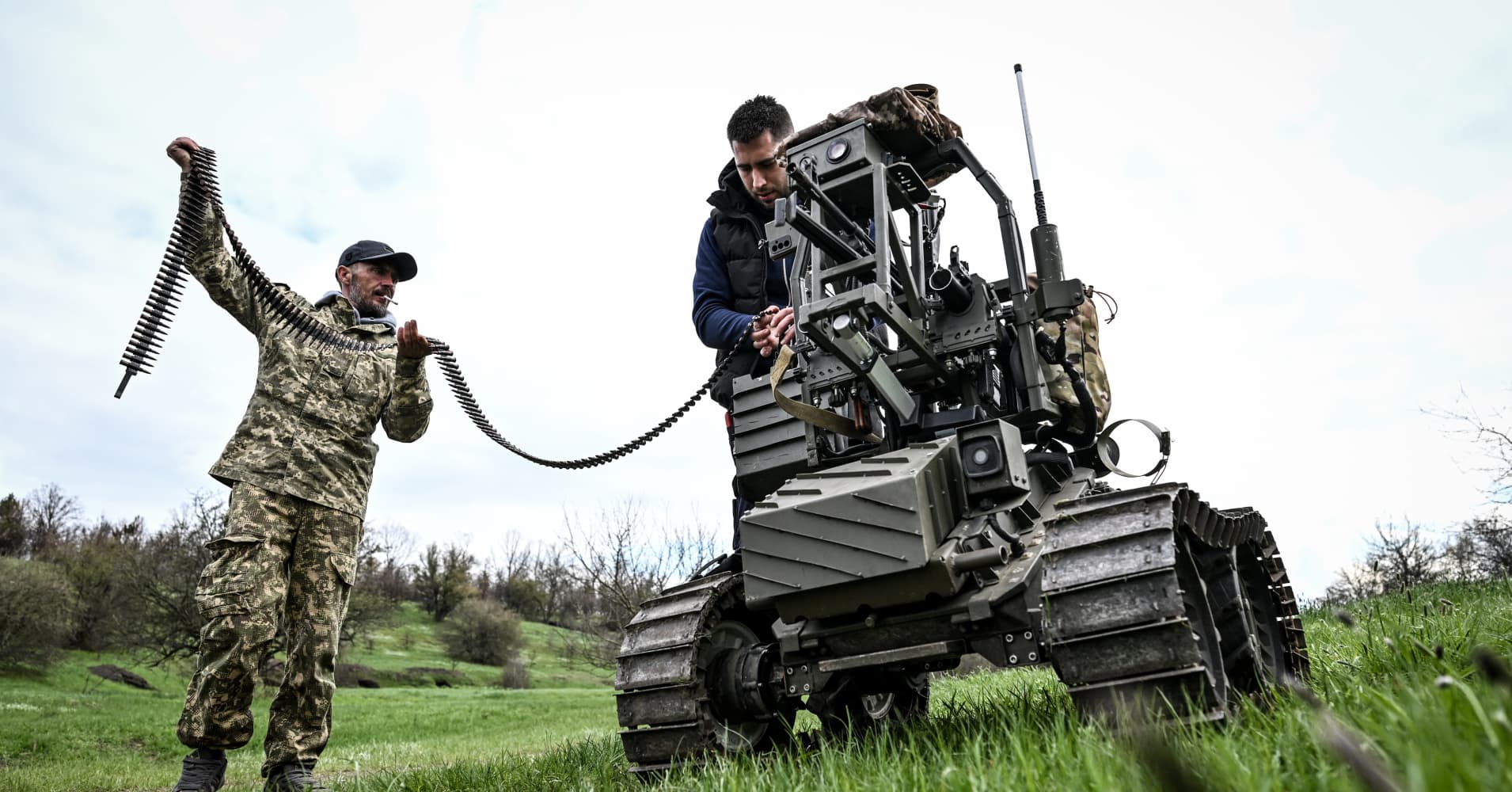 Ukraine’s surprise robot offensive exposes a vulnerability in Putin’s ...