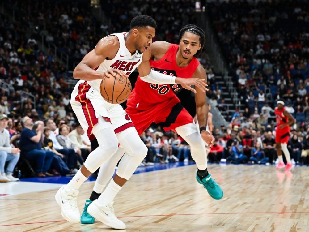 No Kawhi, no offence as Raptors lose pre-season opener to Giannis, Heat