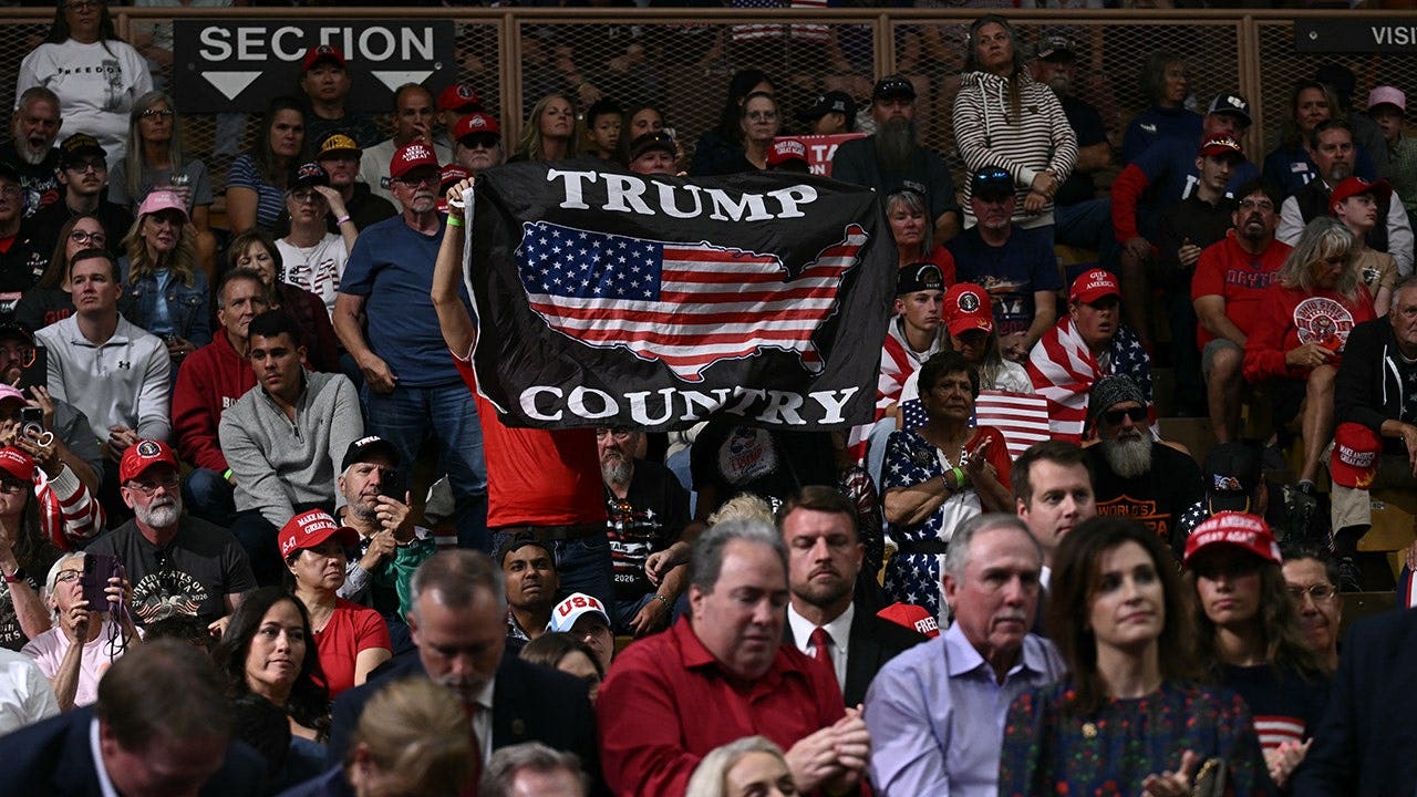 Jon Gruden fires up Trump rally crowd in Ohio as if delivering a locker ...