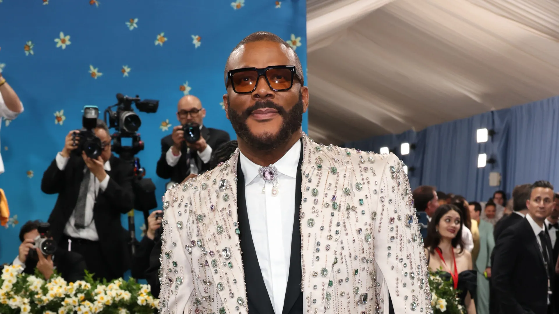 Tyler Perry coloca mansão onde Harry e Meghan viveram à venda