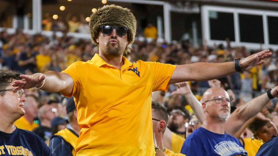 West Virginia fans react angrily to 'atrocious' defense in Iowa State loss