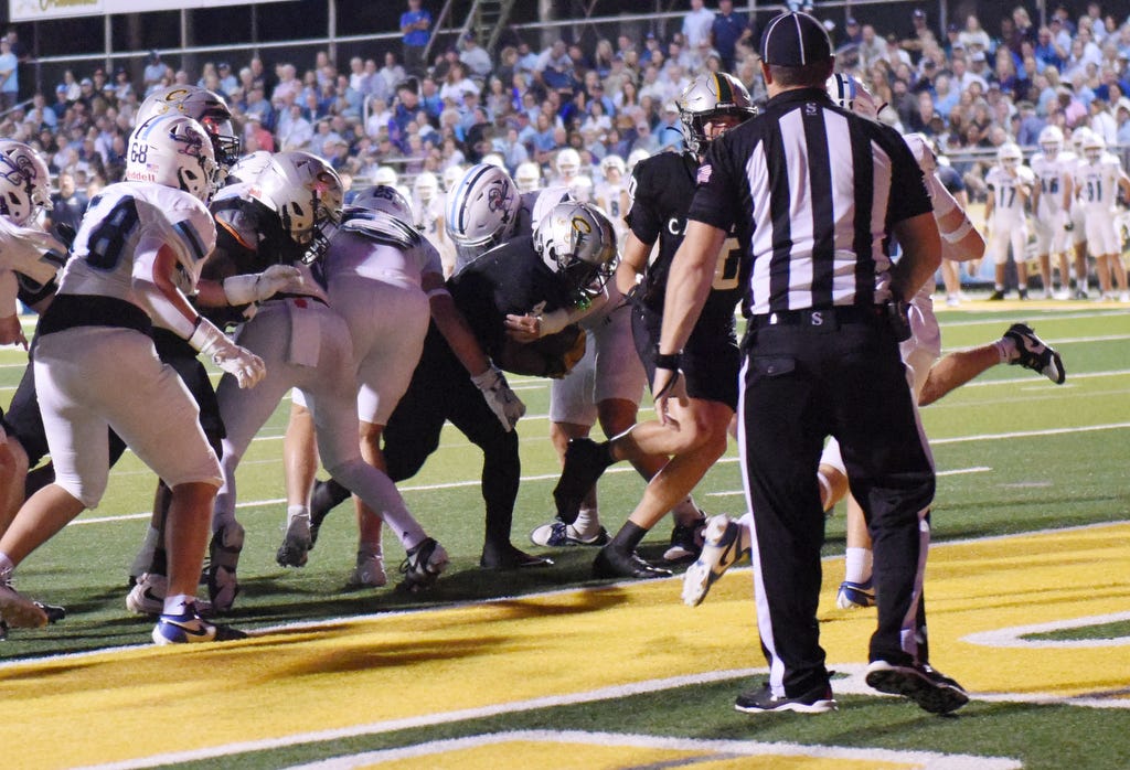 Here are the changes to the LSWA's week 8 football poll