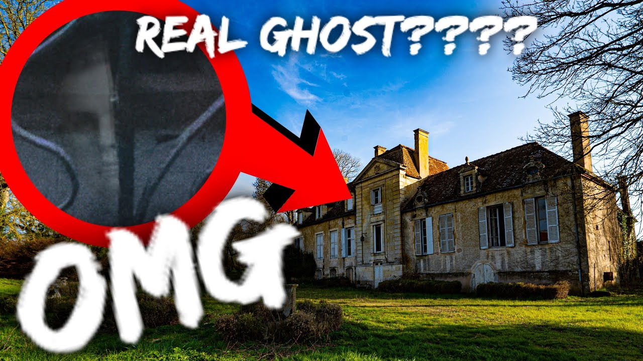 I explored an abandoned Assassin's Creed mansion 🏰